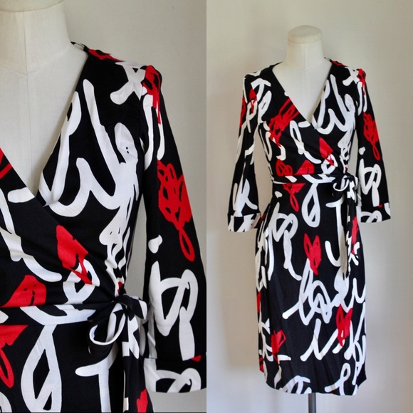 Diane Von Furstenberg Dresses & Skirts - Vintage Y2K Diane von Furstenberg Silk Wrap Dress